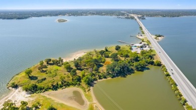 Lake Acreage For Sale in Mabank, Texas