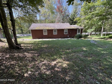 Lake Home For Sale in Lake Ariel, Pennsylvania