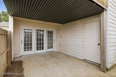 Affordable living right on the Reservoir! Make this your home - photo 5