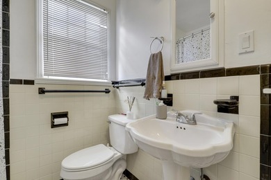 Fantastic opportunity in Old Historic Northwood to purchase a - photo 26