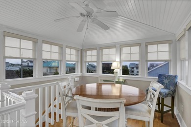 Welcome home to your dream getaway by the ocean and the - photo 43
