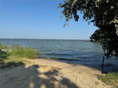 Richland Chambers Lake Lot Sale Pending in Corsicana Texas