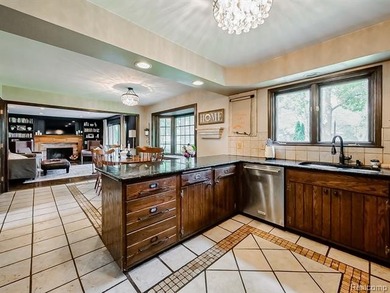 A MUST-SEE PROPERTY! Whether you're looking to call this - photo 5