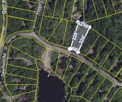 Deerfield Lake Lot For Sale in Lake Ariel Pennsylvania