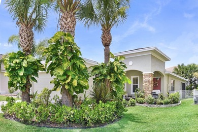 Welcome to this immaculately kept home in Vizcaya Falls, Port St - photo 3