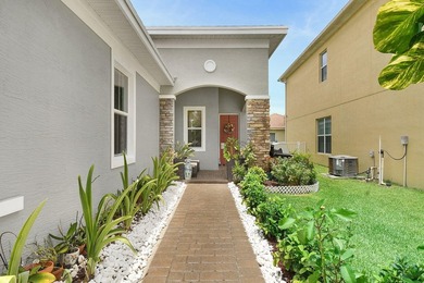 Welcome to this immaculately kept home in Vizcaya Falls, Port St - photo 5