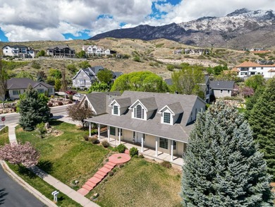 Nestled in a prime Alpine location, this spacious and - photo 2