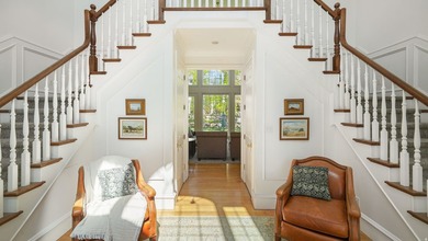 Nestled in a prime Alpine location, this spacious and - photo 9