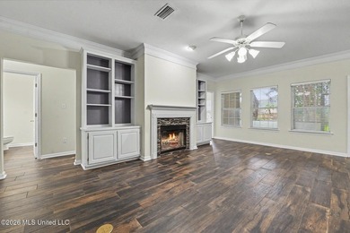 PRISTINE, MOVE IN READY & IN THE HEART OF OCEAN SPRINGS! This - photo 4