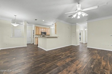 PRISTINE, MOVE IN READY & IN THE HEART OF OCEAN SPRINGS! This - photo 6