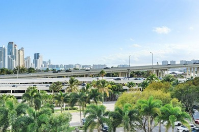 Bright 1BR/1BA residence in Sunny Isles presenting a renewed - photo 25