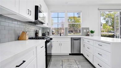 Modern Elegance Meets Resort Living in Ladera Ranch. Welcome to - photo 7