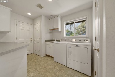 Perched at the end of a peaceful cul-de-sac in sought-after - photo 27