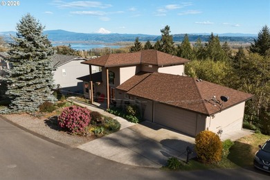 Perched at the end of a peaceful cul-de-sac in sought-after - photo 31