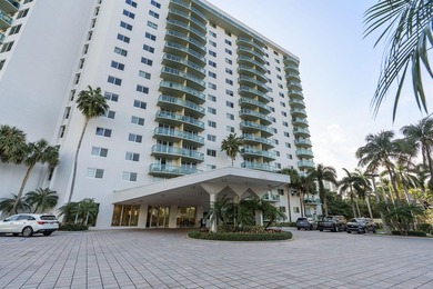 Bright 1BR/1BA residence in Sunny Isles presenting a renewed - photo 32