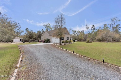 Welcome to your dream home! Located on 1.47 Acres, this stunning - photo 3