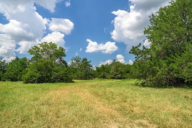 100 Acres of Secluded Texas Countryside Tucked away in the heart - photo 3