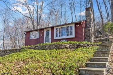 Lake Home Sale Pending in Byram Township, New Jersey