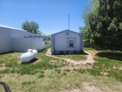 Lake Home For Sale in Lewellen, Nebraska