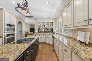 Southern Charm Meets Storybook Setting - Welcome to a truly - photo 22