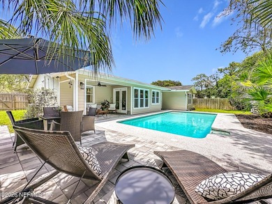 Welcome to this beautifully redesigned pool home, professionally - photo 1