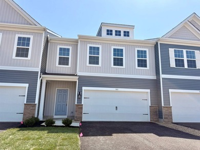 Move-in Ready For Summer! Quick Move-in New Townhome with Serene - photo 2