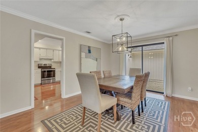 Welcome to your new sanctuary! Nestled in a serene neighborhood - photo 9