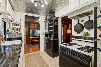 Experience the perfect blend of serenity, privacy, and modern - photo 9