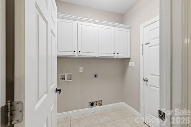 Welcome to your dream home! Discover your perfect retreat in the - photo 14