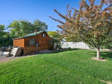 Lots of modern comfort on a large lot is ready to be yours in - photo 32