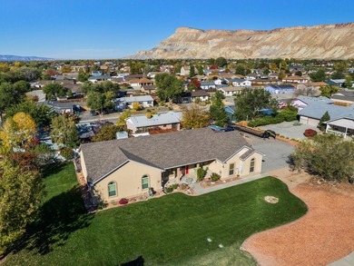 Lots of modern comfort on a large lot is ready to be yours in - photo 35