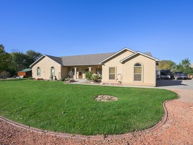 Lots of modern comfort on a large lot is ready to be yours in - photo 39