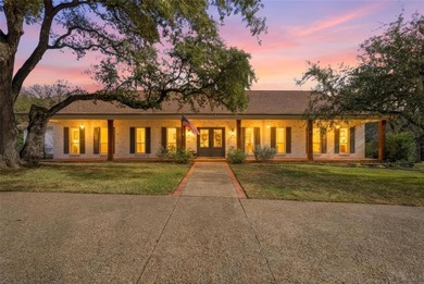 (private lake, pond, coastal) Home For Sale in Waco Texas