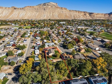 Lots of modern comfort on a large lot is ready to be yours in - photo 42