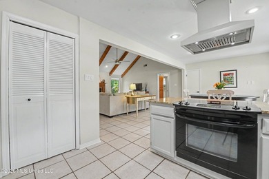 MULTIPLE OFFERS : HIGHEST /BEST DUE BY 6/23/2026 BY 5PM - photo 10