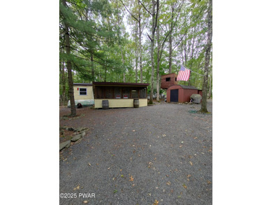 Shohola Lake Home For Sale in Shohola Pennsylvania
