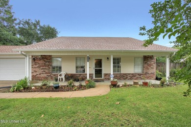 Welcome Home to 8809 Old Walnut Rd in Beautiful Ocean Springs! - photo 1