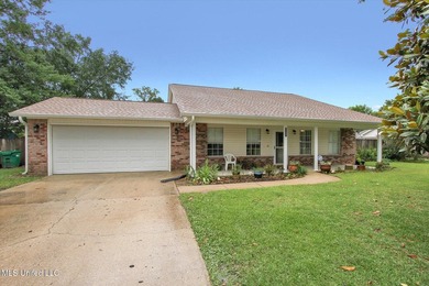 Welcome Home to 8809 Old Walnut Rd in Beautiful Ocean Springs! - photo 2