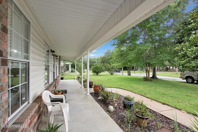 Welcome Home to 8809 Old Walnut Rd in Beautiful Ocean Springs! - photo 4