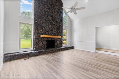 LIFE ON THE LAKE!! GORGEOUS TOTALLY RENOVATED HOME WITH THE MOST - photo 10