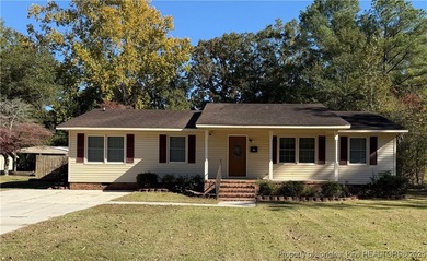 (private lake, pond, creek) Home For Sale in Red Springs North Carolina