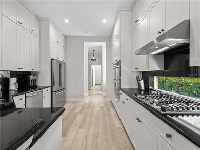 Experience *better than new* luxury in the gated University Park - photo 15