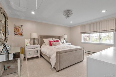 Welcome to a rare and exceptional waterfront in the heart of - photo 23