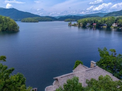 Lake Home For Sale in Robbinsville, North Carolina