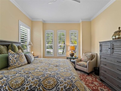 Experience *better than new* luxury in the gated University Park - photo 32