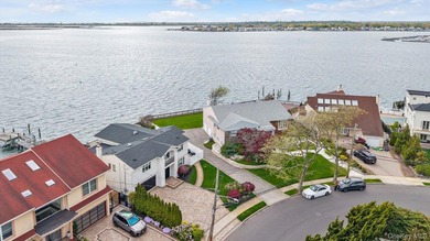 Welcome to a rare and exceptional waterfront in the heart of - photo 35