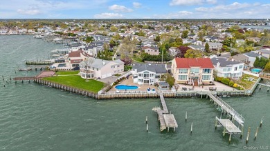 Welcome to a rare and exceptional waterfront in the heart of - photo 37