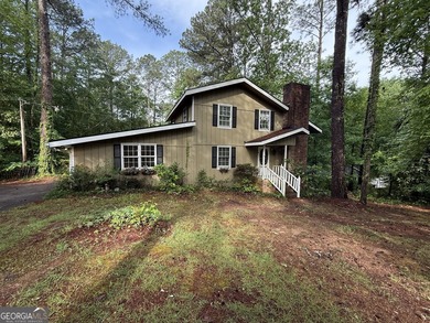 Welcome to 227 W Lakeview Dr! Nestled in the desirable Piney - photo 2