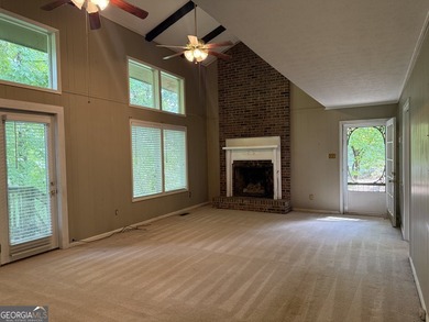 Welcome to 227 W Lakeview Dr! Nestled in the desirable Piney - photo 7