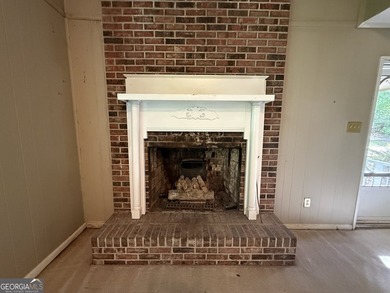 Welcome to 227 W Lakeview Dr! Nestled in the desirable Piney - photo 10